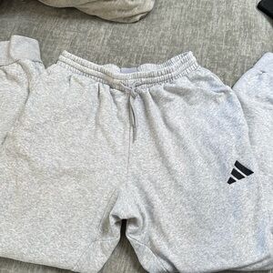 Adidas men’s sweats size small